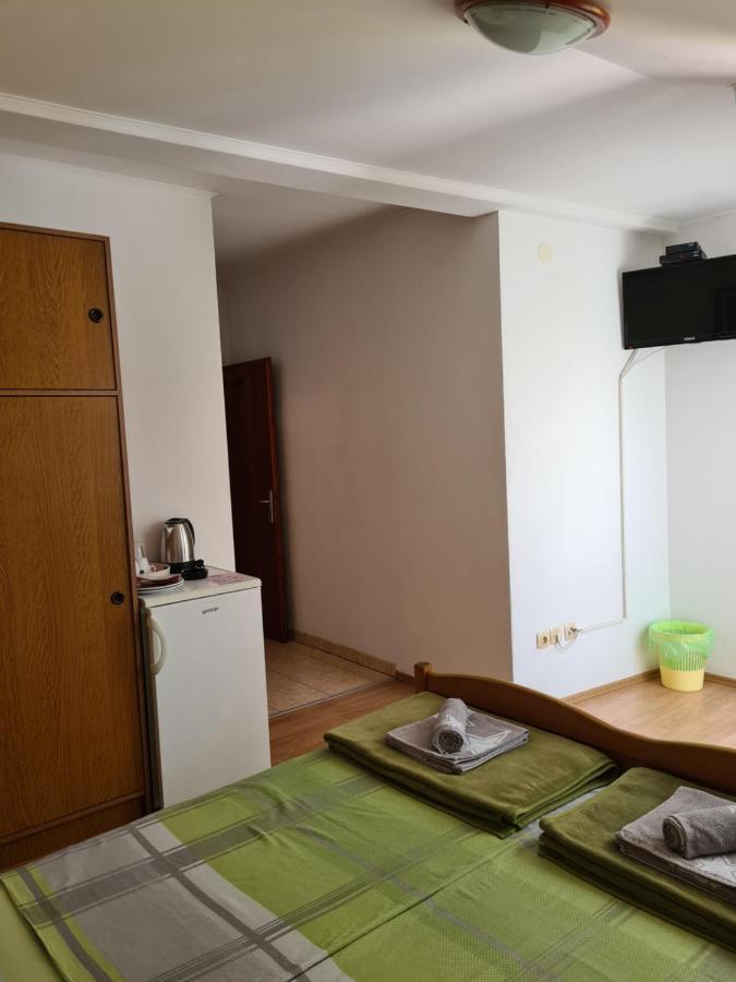Pansion Ribica Hotel Crikvenica Bagian luar foto