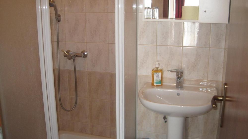 Pansion Ribica Hotel Crikvenica Bagian luar foto