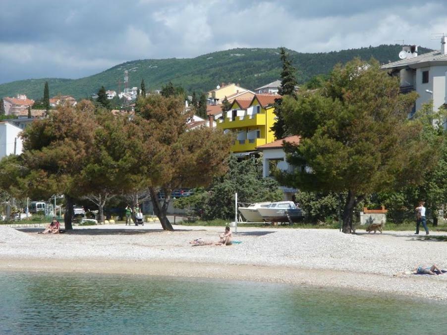 Pansion Ribica Hotel Crikvenica Bagian luar foto