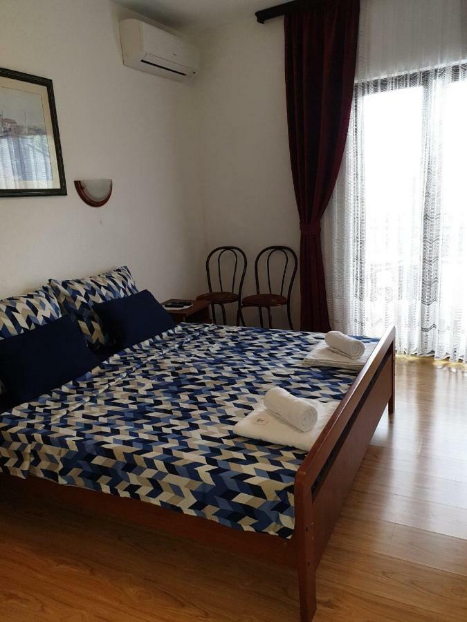 Pansion Ribica Hotel Crikvenica Bagian luar foto